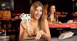 Evolution Gaming live blackjack table on dolarslot login showing dealer, cards, and player betting interface
